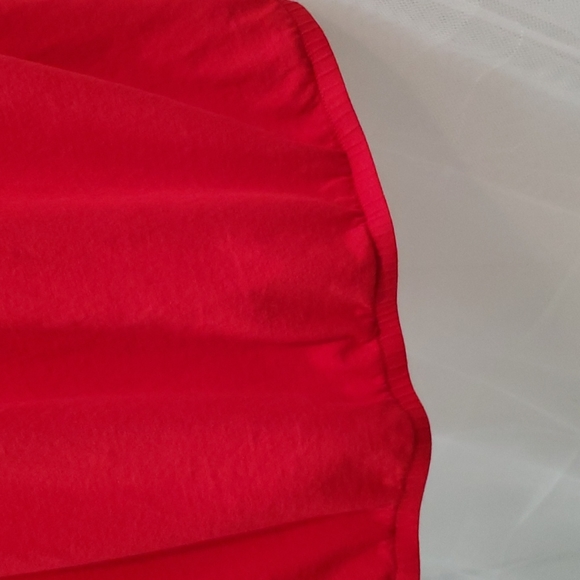 Red Short Sleeve Top - Picture 4 of 6